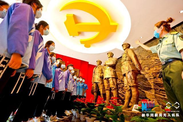 为什么同样环境里成长的孩子，性格却不一样？游戏画面